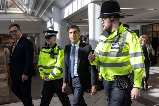 Βρετανία: Συνελήφθη σωματοφύλακας του Σούνακ – Έβαζε στοιχήματα για την ημερομηνία των εκλογών