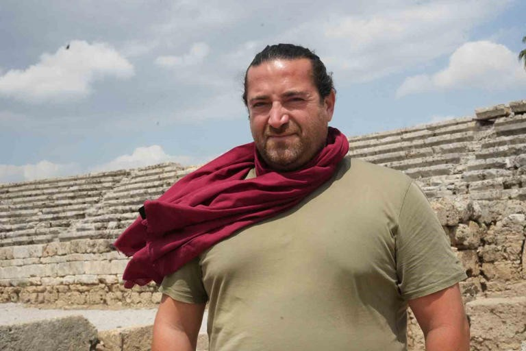 Αντιπρόεδρος της Αρχαίας Πόλης της Περγκέ Ανασκαφή Asst Prof Aytaç Dönmez,