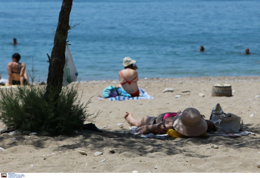 Παραλία Αλίμου: Συνελήφθη 61χρονος που άρπαζε κινητά, ρολόγια, πορτοφόλια και γυαλιά ηλίου