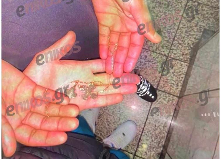 Αττική: Φωτογραφίες ντοκουμέντα από την συμμορία που άρπαζε αλυσίδες από πολίτες στον ΗΣΑΠ και τις «μόστραρε» στα social media