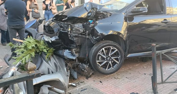 Αμπελόκηποι τροχαίο