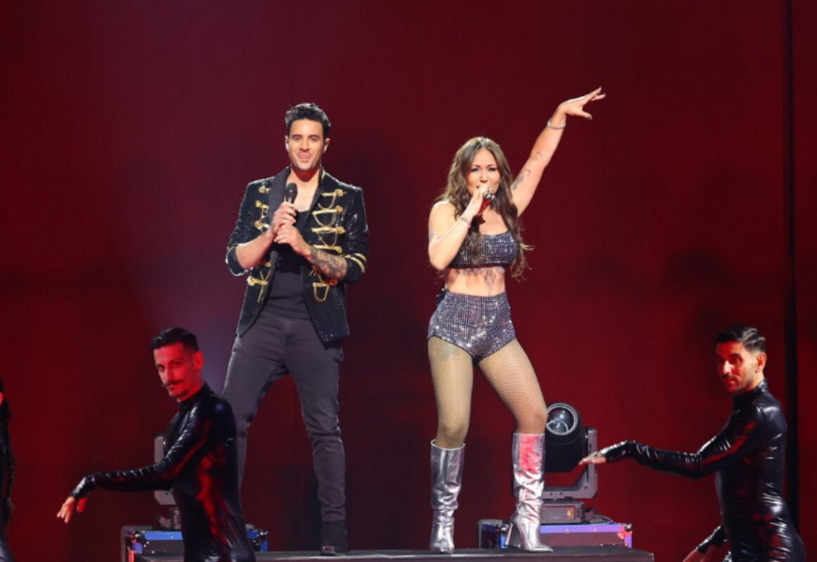 J2US: «Φωτιά» στην σκηνή έβαλαν η Πηνελόπη και ο Ίαν – Έκπληκτος ο Διονύσης Σχοινάς – Δείτε τι είπε