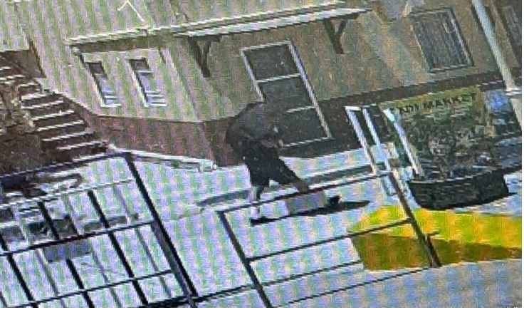 Σύμη: Ο Βρετανός παρουσιαστής του BBC