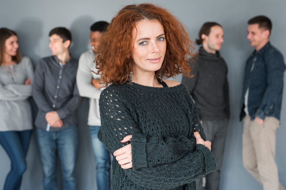 8 Σημάδια των ανθρώπων με κόμπλεξ ανωτερότητας