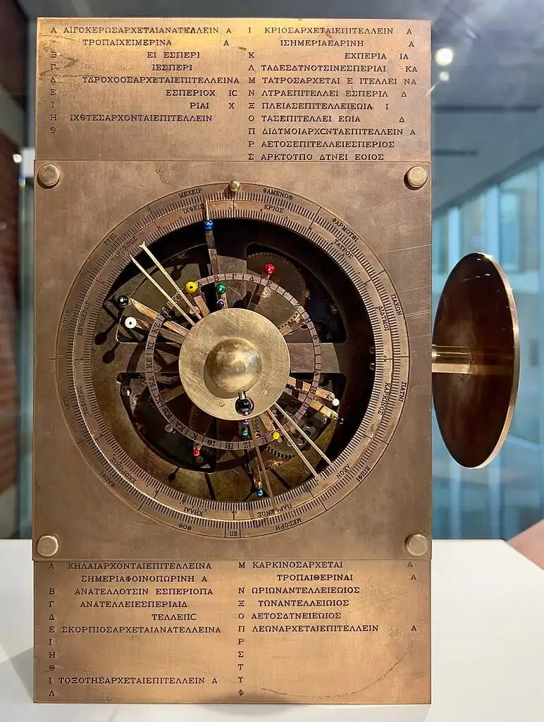 Reconstruction of the original mechanism of Antikythera.