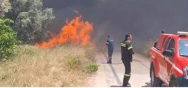 Φωτιά στην Λ. Βάρης - Κορωπίου