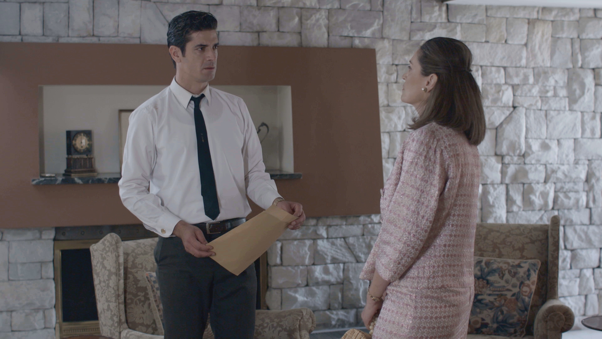 Ο Παράδεισος των κυριών: Η Δωροθέα ανακοινώνει στον Σίμο πως του έγραψε το πατρικό της σπίτι