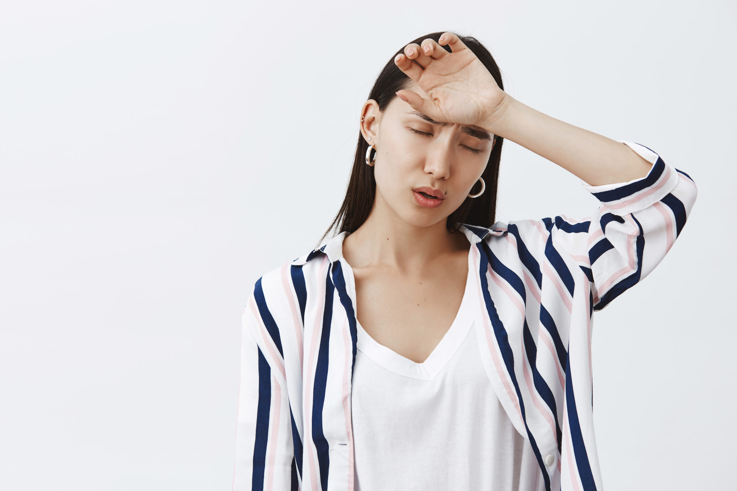 Ύπνος: Πώς να κοιμηθείτε πιο άνετα όταν έχει καύσωνα – 10 κόλπα για να έχετε μια καλύτερη νύχτα όταν ο καιρός είναι ζεστός