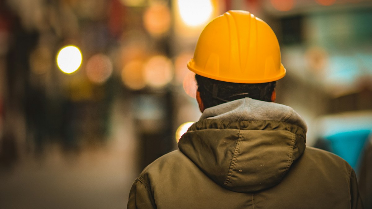 Εργάτης ακρωτηριάστηκε και ο εργοδότης τον εγκατέλειψε έξω από το σπίτι του – «Δεν μπορώ να τον πάω στο νοσοκομείο, δούλευε “μαύρα”»