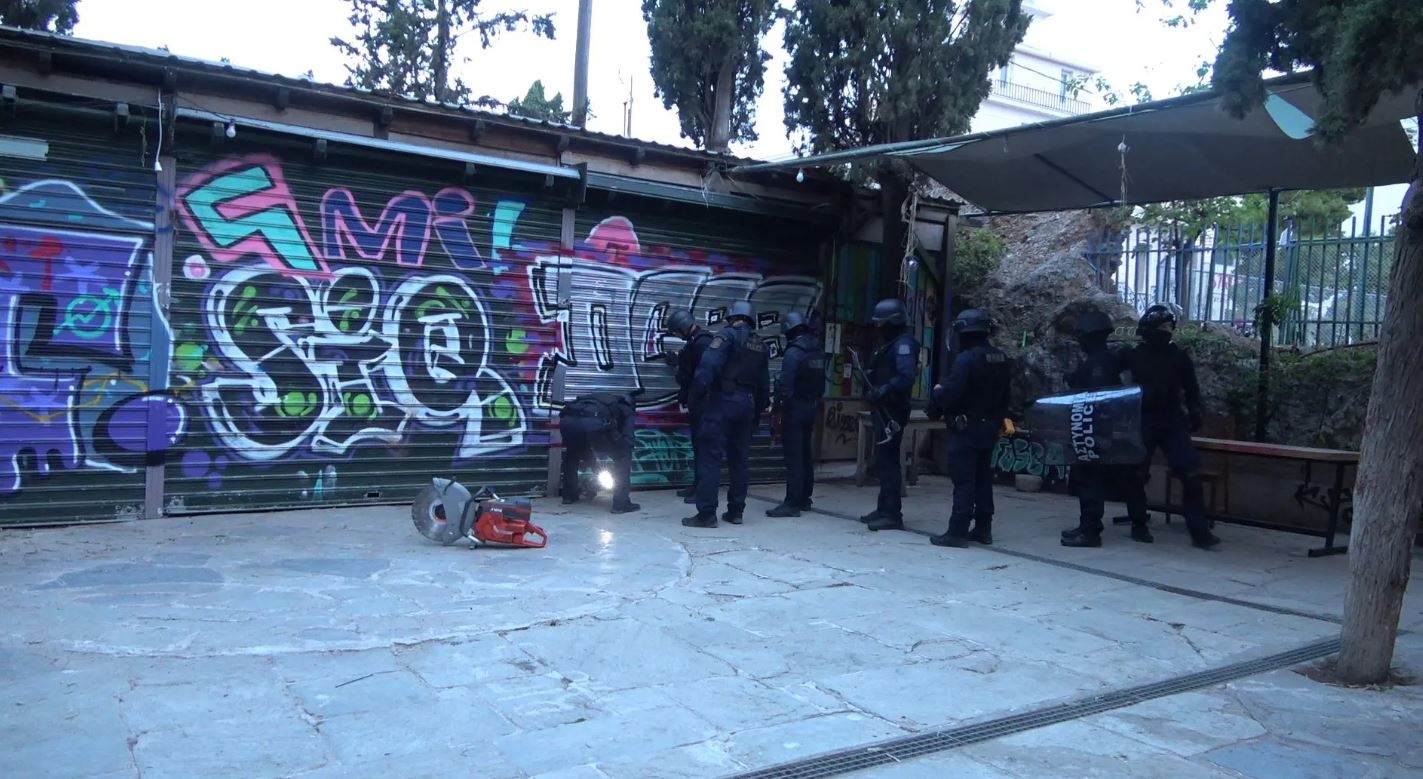 Εκκενώθηκε κατάληψη σε κτίριο του Δήμου Αθηναίων στον Λόφο του Στρέφη