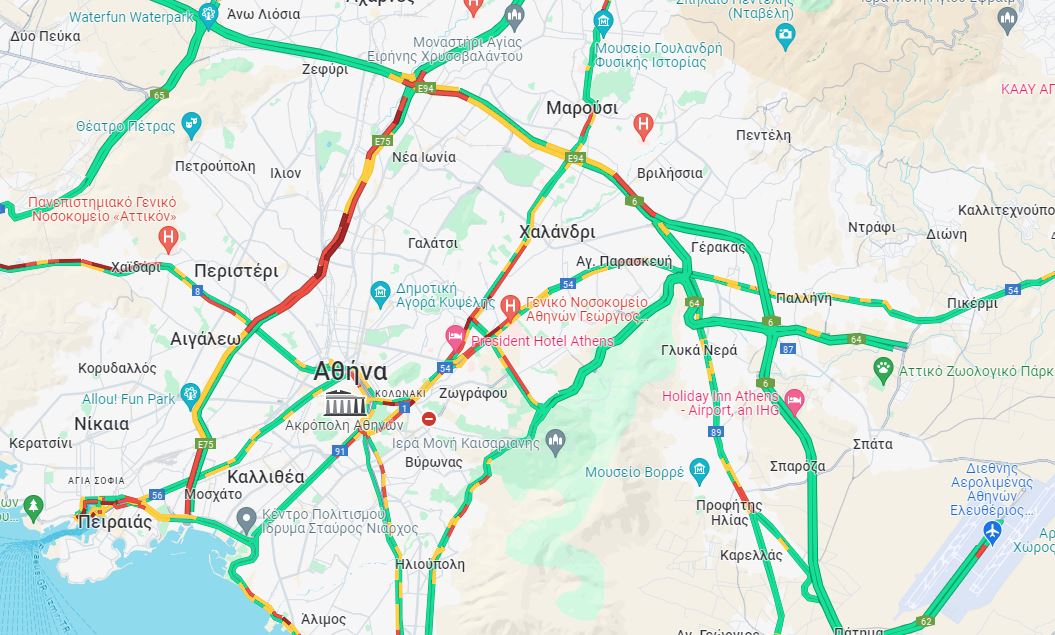Κίνηση: «Ασφυξία» στον Κηφισό και στις εξόδους των Εθνικών Οδών – Δείτε LIVE πού υπάρχουν προβλήματα
