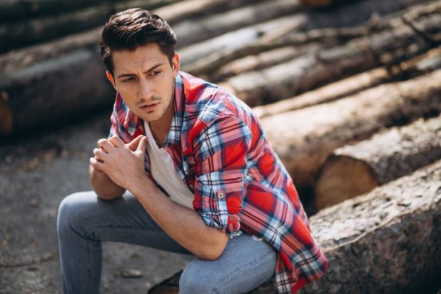 7 Συμπεριφορές ενός άνδρα που δεν είναι ικανοποιημένος από τη σχέση του