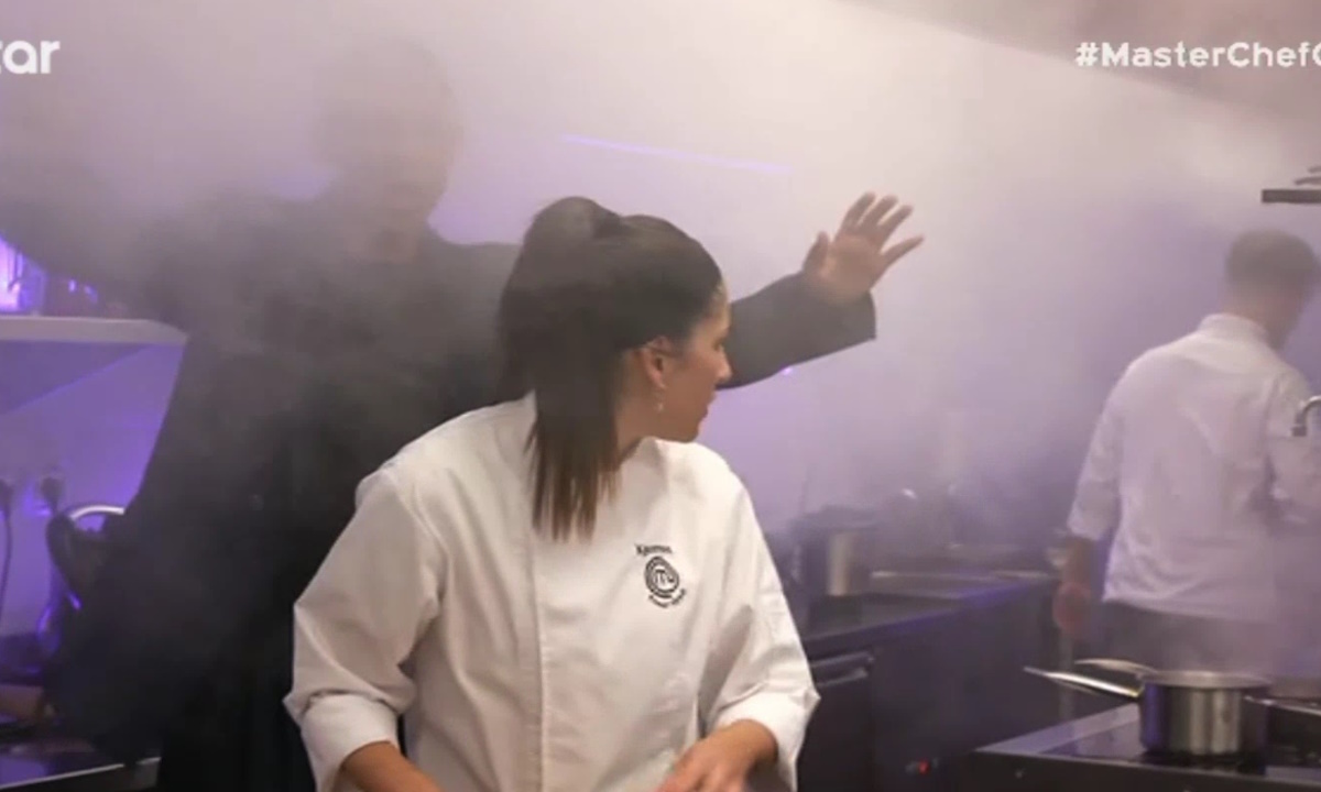 MasterChef: Τους «έπνιξε» ο καπνός στον τελικό – Επικός Κοντιζάς έπαιζε με τον Κάσπερ το φαντασματάκι