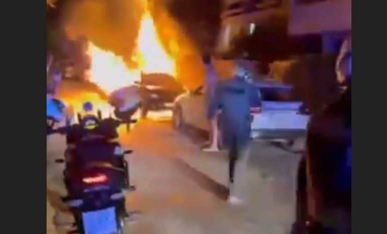 Παπάγου: «Ένιωσα τα χέρια μου και το πρόσωπο να καίγονται» – Τα πρώτα λόγια του αστυνομικού για την επίθεση με μολότοφ