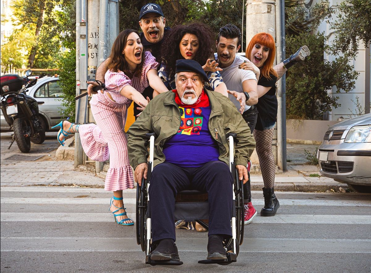 Επιστρέφει ο θρυλικός «Παππούς» της Δήμητρας Παπαδοπούλου