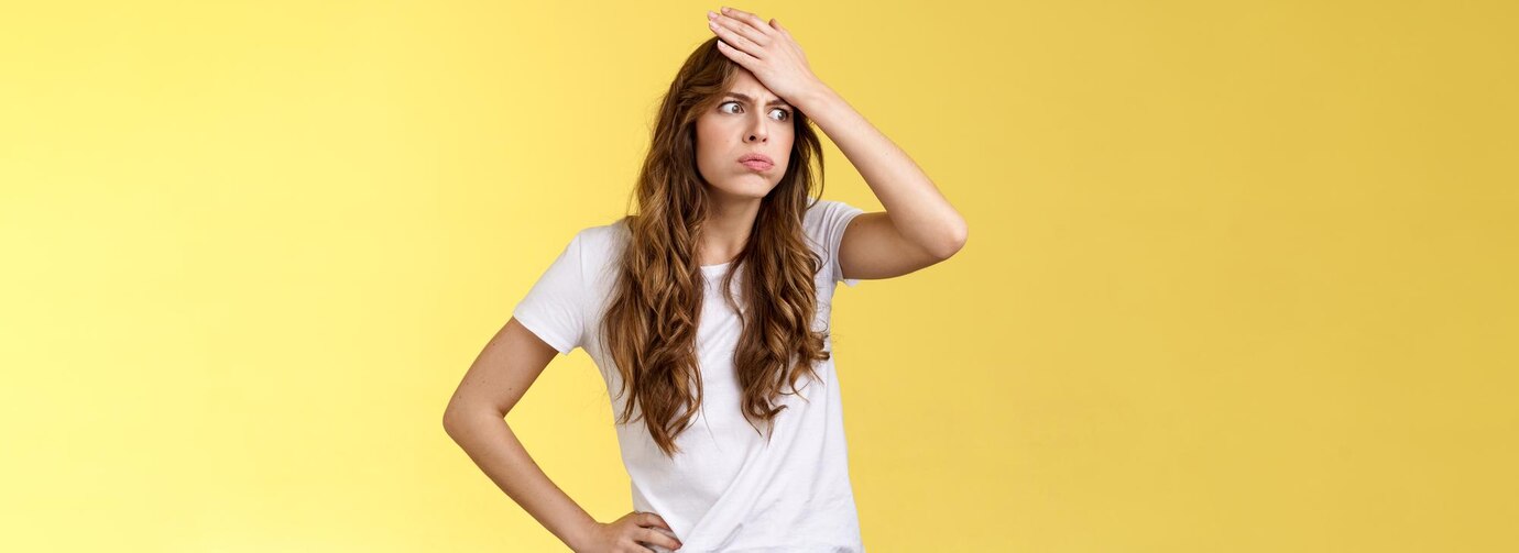 Απείλησε να καλέσει την αστυνομία όταν η νύφη της, άφησε τον γιο της να τον φυλάει και δεν ήρθε να τον πάρει αμέσως