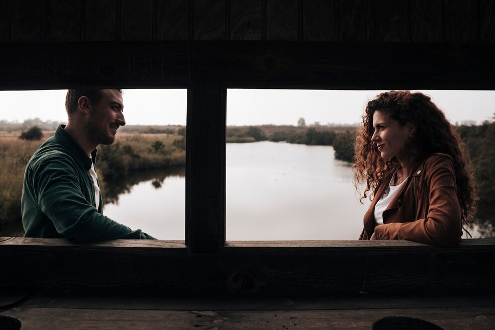 8 Σημάδια που μαρτυρούν πικρία στη σχέση και τα οποία δεν πρέπει ποτέ να παραβλέπετε