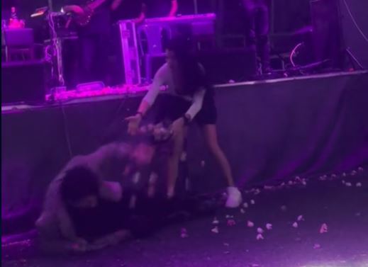 Βασίλης Τερλέγκας: Βίντεο από ατύχημα που είχε στην σκηνή