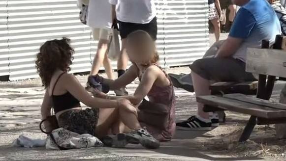 Καύσωνας: Τουρίστρια λιποθύμησε από την ζέστη στην Ακρόπολη – ΒΙΝΤΕΟ