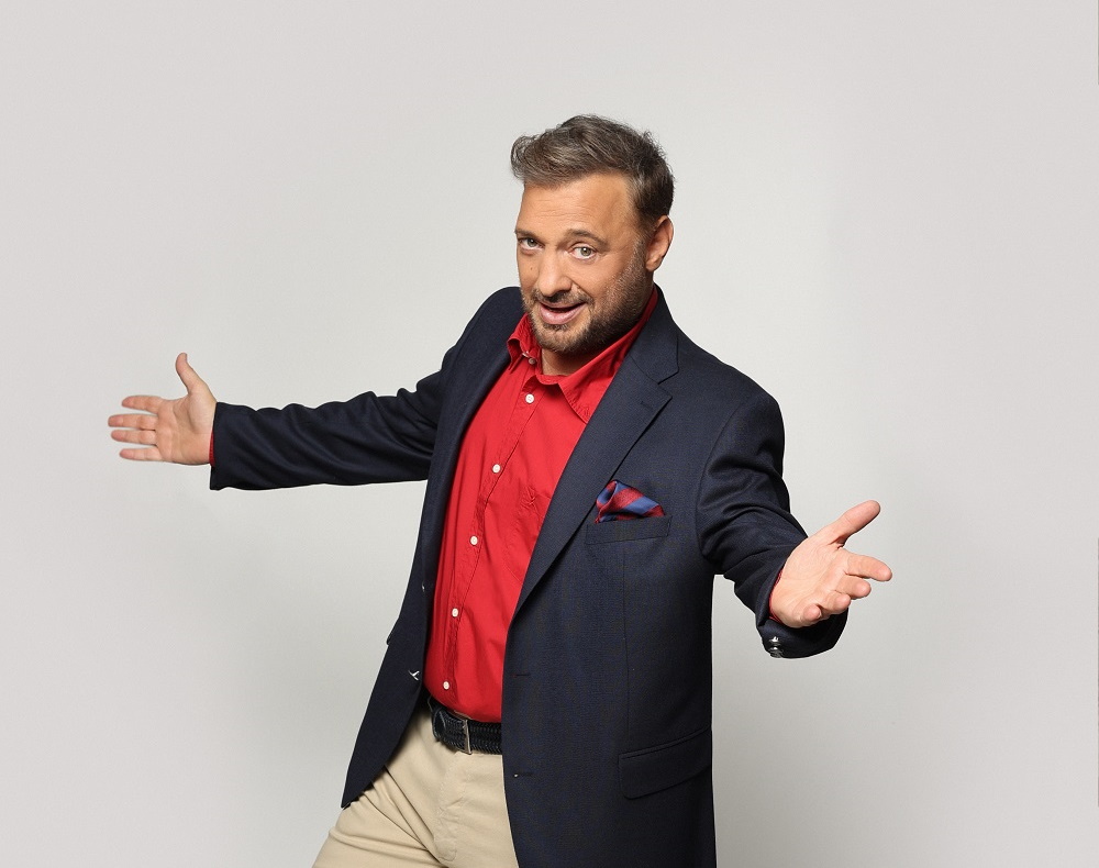 Still Standing με τον Χρήστο Φερεντίνο: Το συναρπαστικό τηλεπαιχνίδι γνώσεων έρχεται στον ΣΚΑΪ