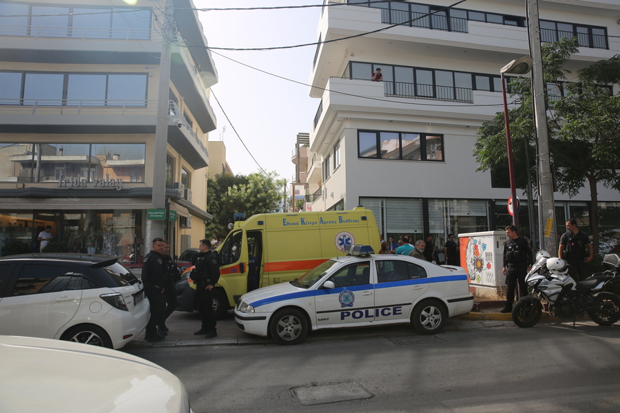 ΝΕΟ ΨΥΧΙΚΟ ΠΥΡΟΒΟΛΙΣΜΟΙ ΜΕ ΘΥΜΑ ΕΝΑΝ ΑΝΔΡΑ