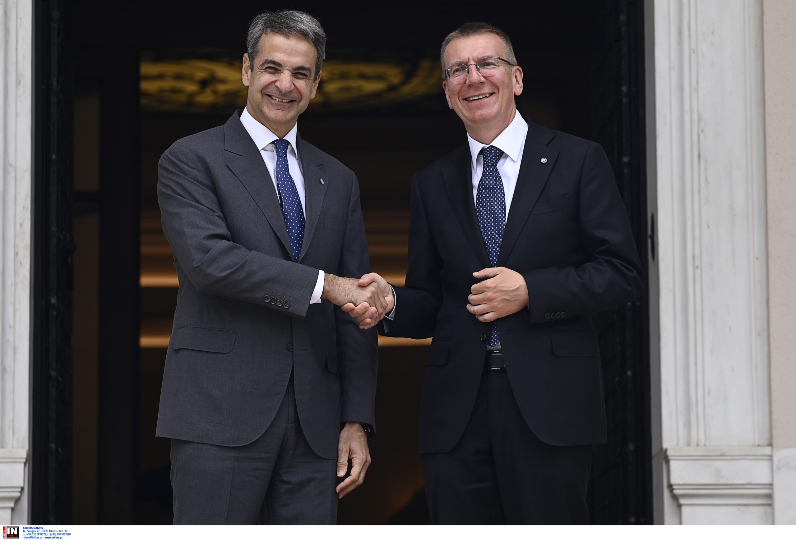 Συνάντηση Μητσοτάκη με τον Πρόεδρο της Λετονίας: Αναγκαία η ενίσχυση της ευρωπαϊκής άμυνας