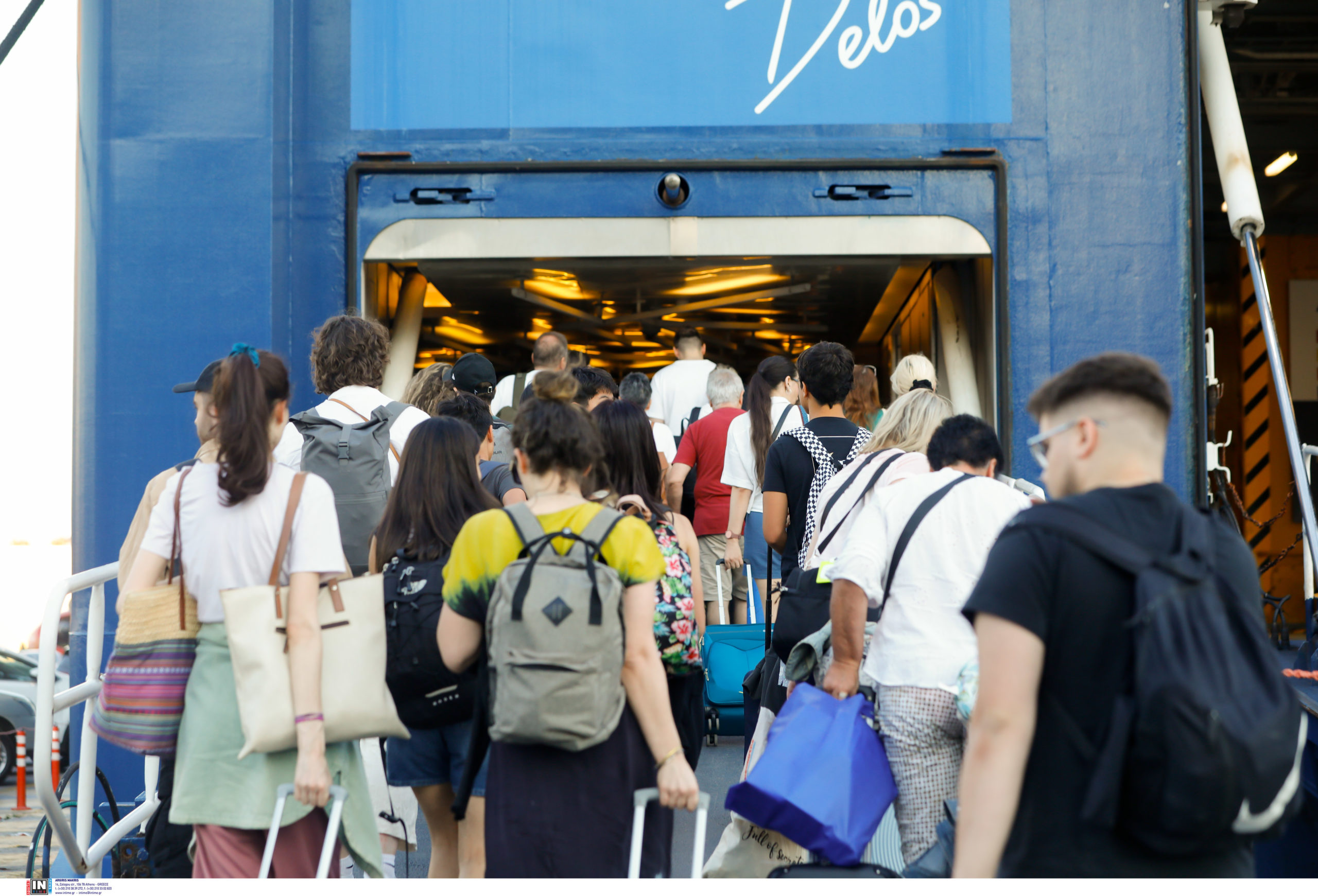 Έξοδος λιμάνι Πειραιά