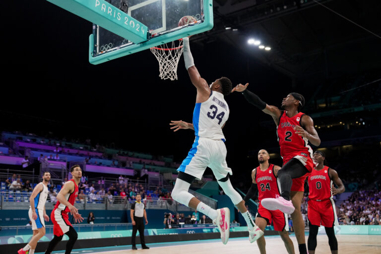 Ολυμπιακοί Αγώνες 2024: Ελλάδα – Καναδάς 79-86 – Δεν της έφτασε ο Giannis