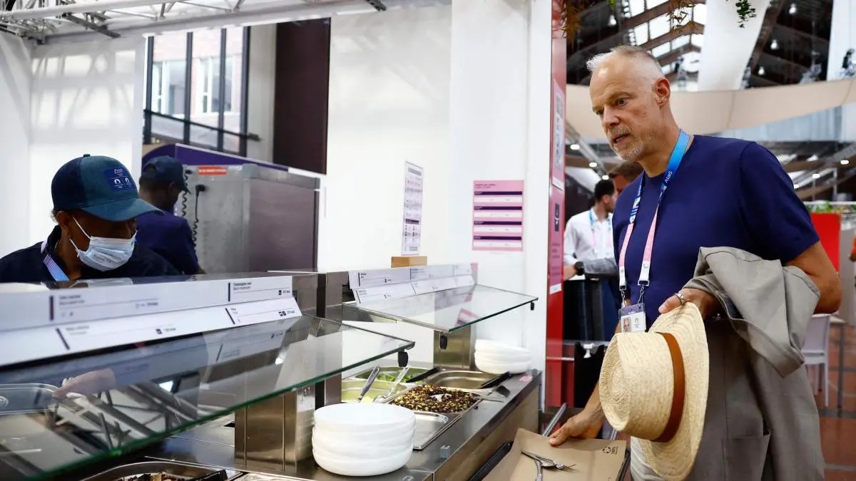 «Αναβαθμίστηκε» το Ολυμπιακό Χωριό μετά τις διαμαρτυρίες για τις ποσότητες φαγητού – Η εθνική αποστολή που πήγε… καλά προετοιμασμένη στο Παρίσι