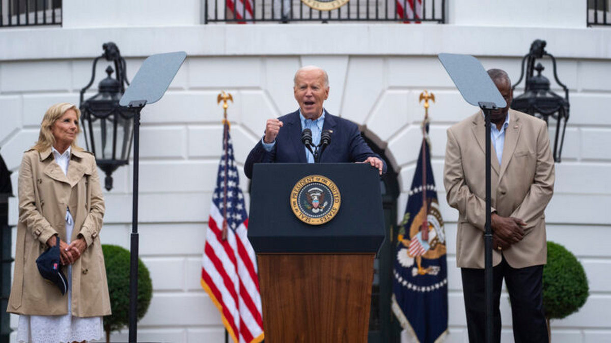 ΗΠΑ: «Δεν πάω πουθενά», είπε ο Τζο Μπάιντεν στην εκδήλωση για τον εορτασμό της 4ης Ιουλίου