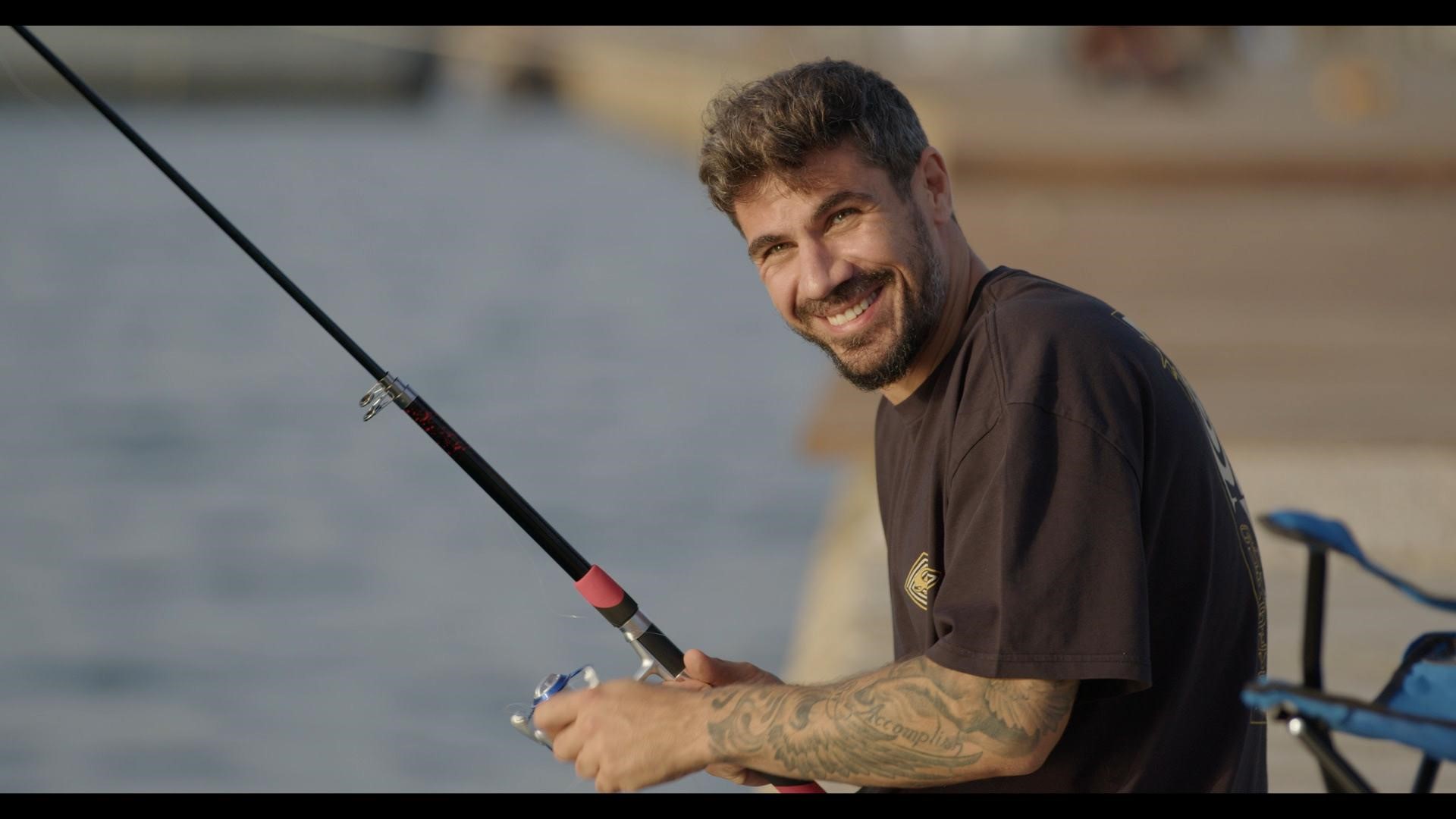 O Άκης Πετρετζίκης στο Netflix