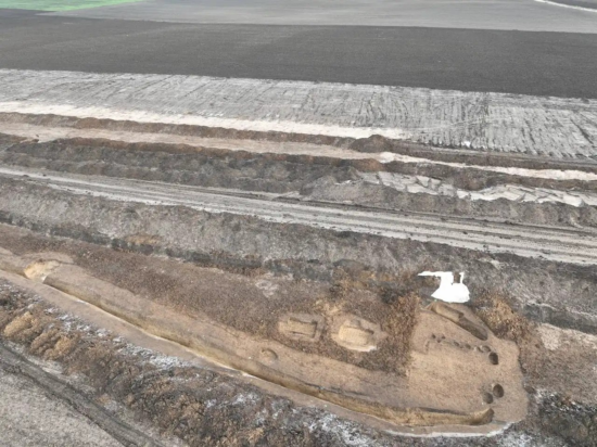 Ο εξαιρετικά μακρύς τύμβος που ανακαλύφθηκε στην Τσεχία.