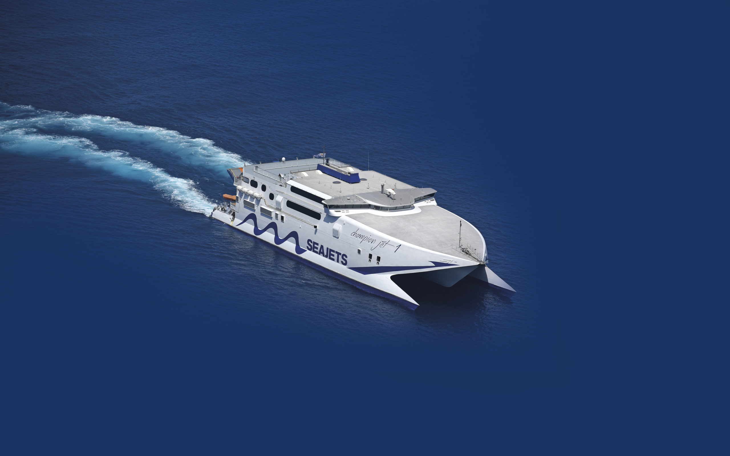 Καλοκαιράκι, ώρα για ταξιδάκι… και το απόγευμα με τη SEAJETS και το Champion Jet 1