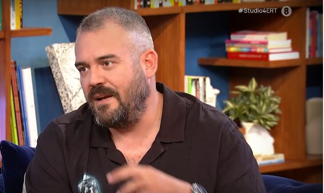 Πυγμαλίων Δαδακαρίδης για την αλλαγή στην εμφάνισή του: «Όταν κοιτάχτηκα στον καθρέφτη αισθάνθηκα πολύ άβολα»