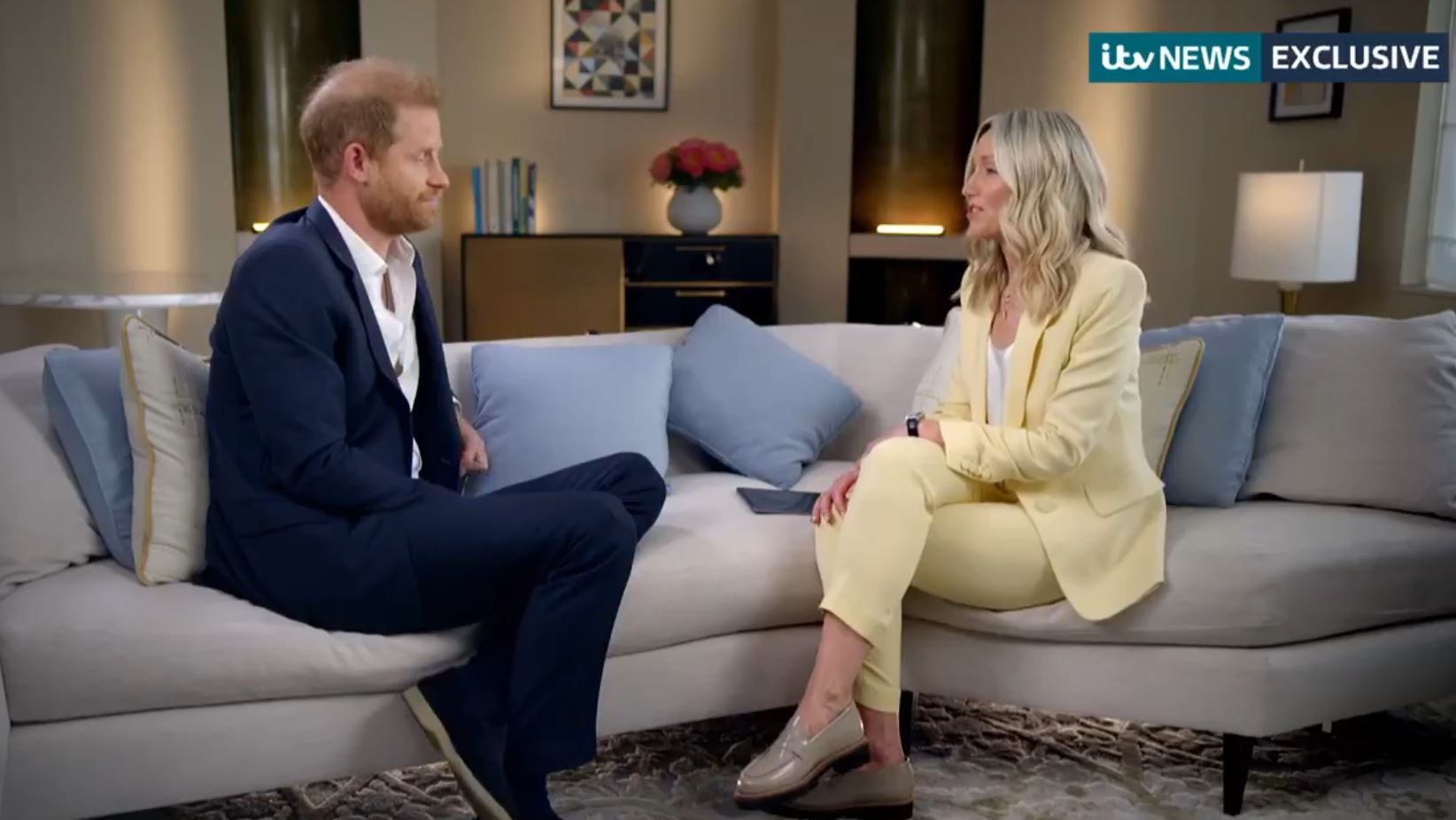 Πρίγκιπας Χάρι: Κατηγορεί τα βρετανικά ταμπλόιντ για τις κακές σχέσεις του με την βασιλική οικογένεια