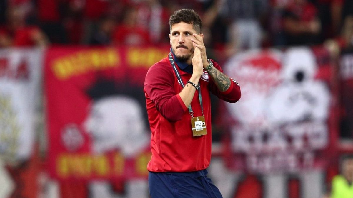 Στέφαν Γιόβετιτς: Είπε «αντίο» στον Ολυμπιακό – «Ήταν ένα καταπληκτικό ταξίδι»