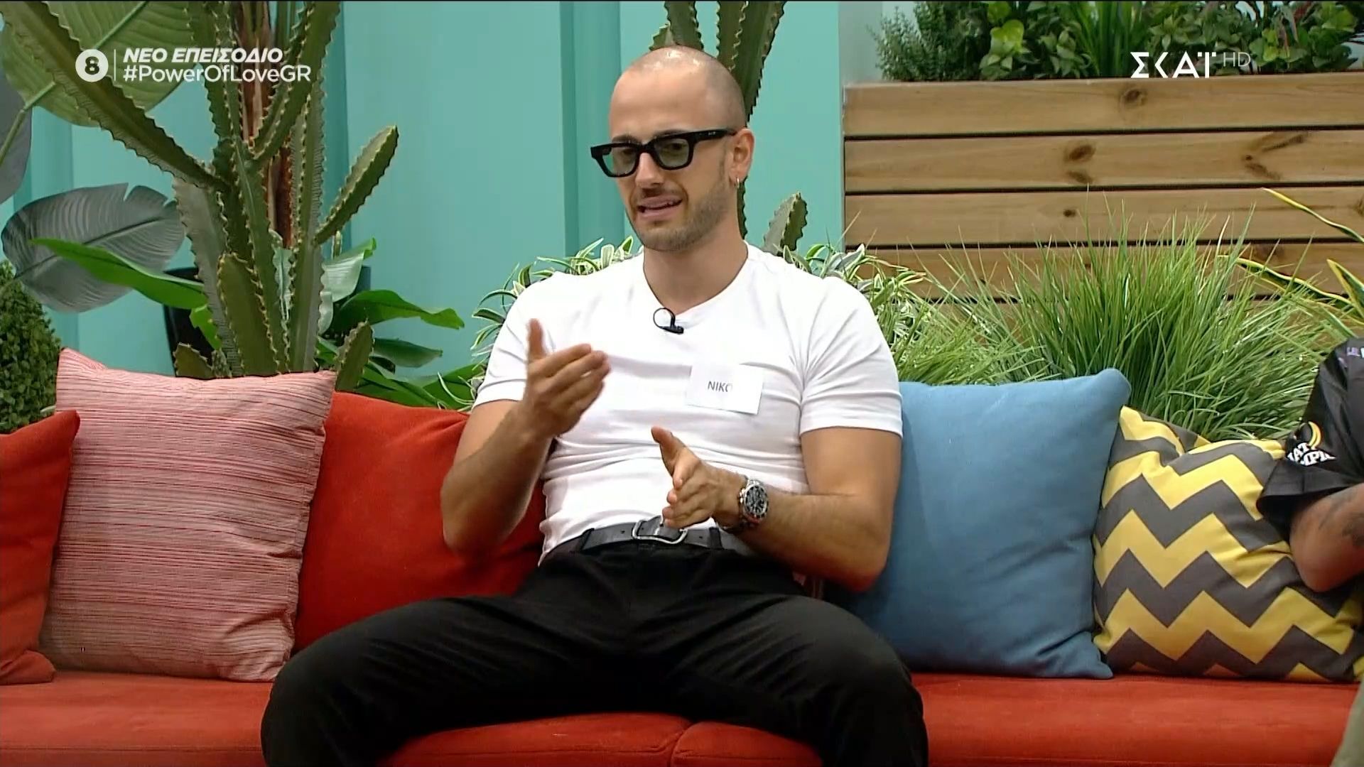 Power Of Love: «Ένας άνδρας απαγορεύεται να κλαίει δημόσια – Όταν η γυναίκα κλαίει μπροστά σου θέλει να σε χειραγωγήσει»