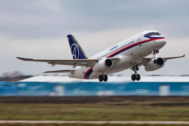 Ρωσία αεροσκάφος Sukhoi Superjet