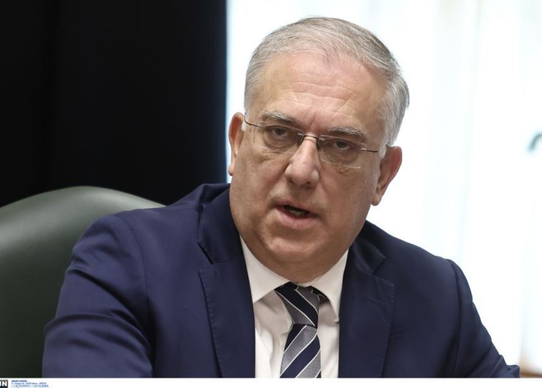 Τάκης Θεοδωρικάκος