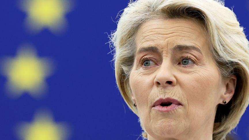 Επανεξελέγη πρόεδρος της Κομισιόν η Ούρσουλα Φον Ντερ Λάιεν – Πόσοι την ψήφισαν