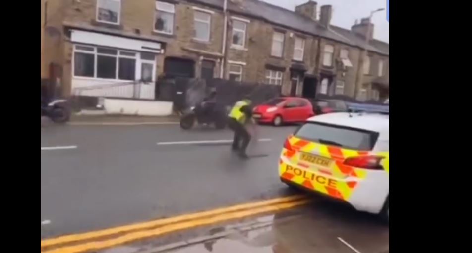 ΑΣΤΥΝΟΜΙΚΟΣ-ΒΡΕΤΑΝΙΑ