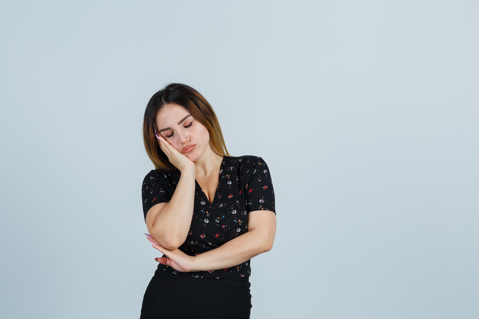 Ύπνος: Το συνηθισμένο λάθος που προκαλεί «πρόωρη γήρανση» και πώς να το αποφύγετε