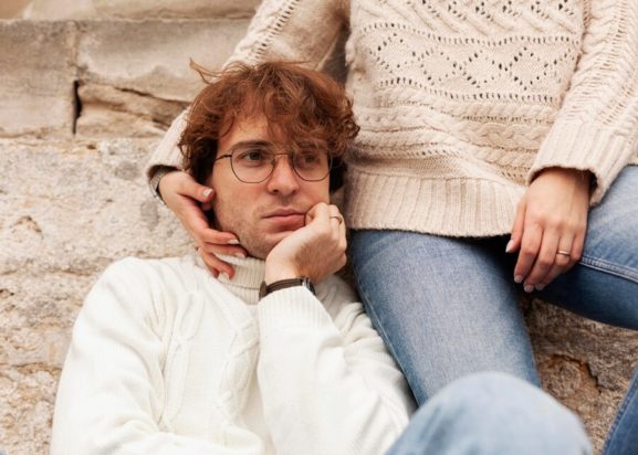 8 Συμπεριφορές των ανθρώπων που στερήθηκαν τη στοργή ως παιδιά