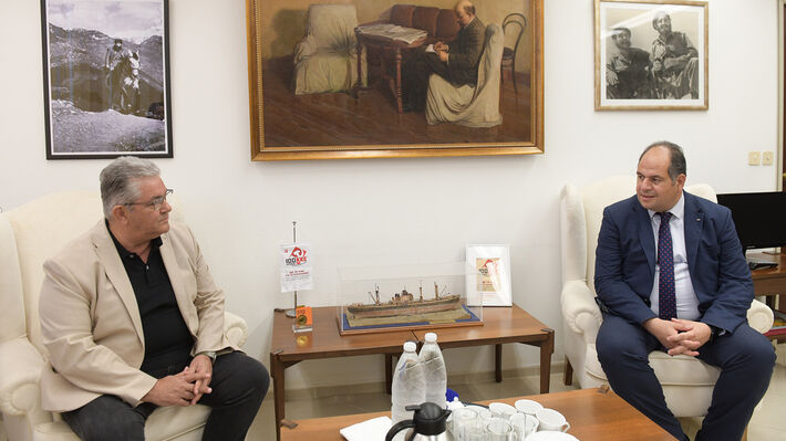 Συνάντηση Κουτσούμπα με τον πρέσβη της Παλαιστίνης: «Το ΚΚΕ σταθερά στηρίζει τον αγώνα του Παλαιστινιακού λαού»