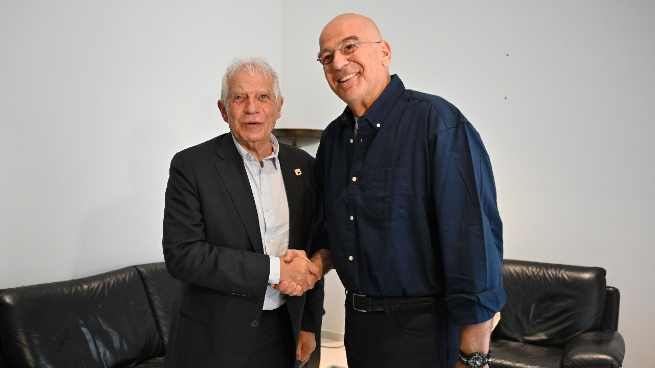 Δένδιας Μπορέλ