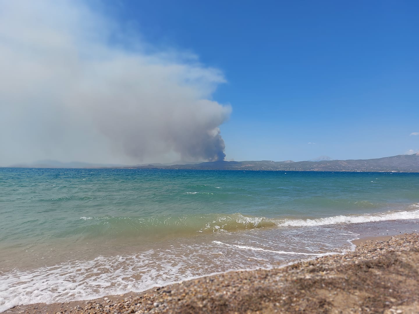 Φωτιά στην Εύβοια: Πώς θα εξελιχθούν οι άνεμοι τις επόμενες ώρες – H ανάλυση του Meteo