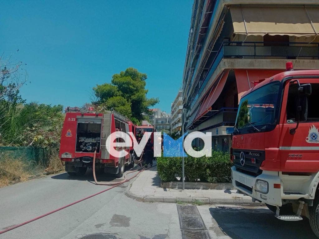 Συναγερμός για φωτιά σε σπίτι στην Εύβοια – Απεγκλωβίστηκαν δύο ηλικιωμένοι