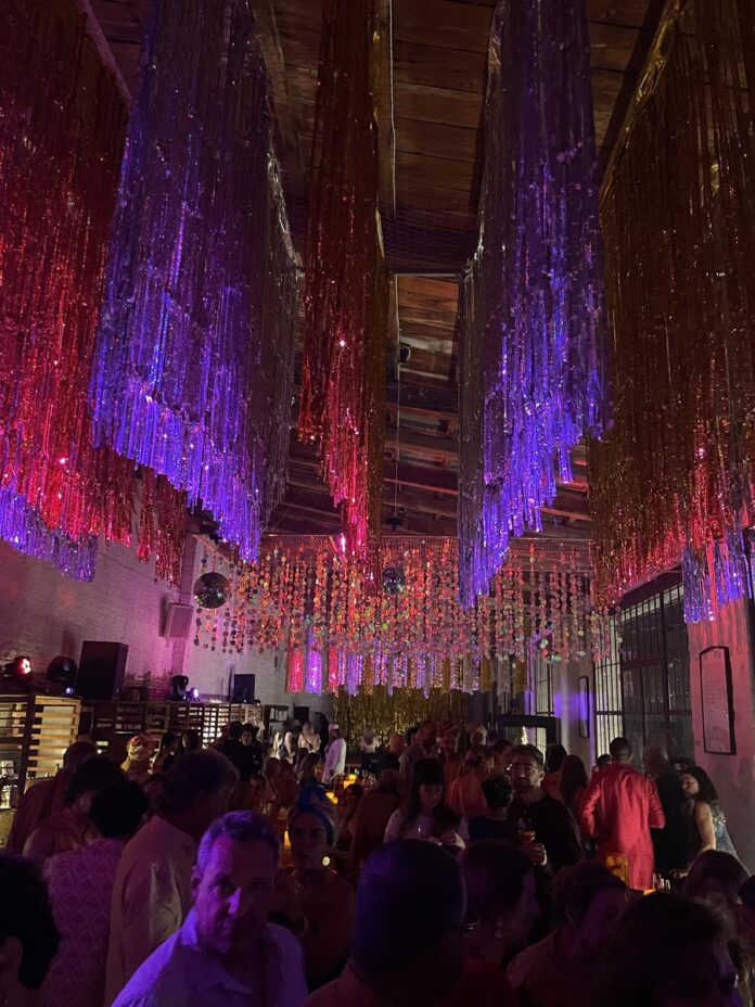 συρος-γαμος