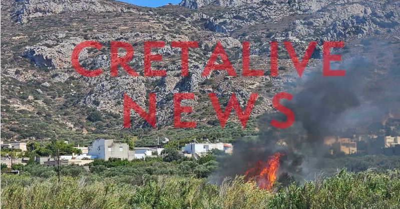 Φωτιά στην Ιεράπετρα: Ήχησε το 112 – «Παραμείνετε σε ετοιμότητα» – ΦΩΤΟ