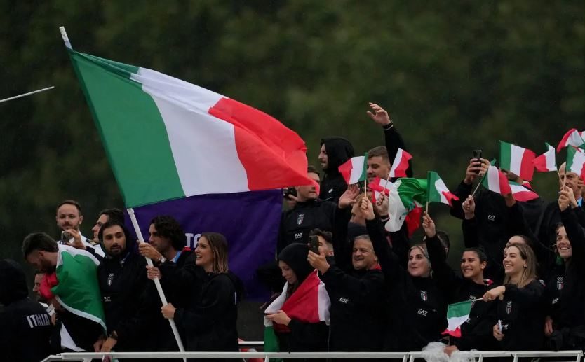 Ολυμπιακοί Αγώνες 2024: Απρόοπτο για τον Ιταλό σημαιοφόρο αφού έχασε… την βέρα του – Η δημόσια συγγνώμη στην σύζυγό του